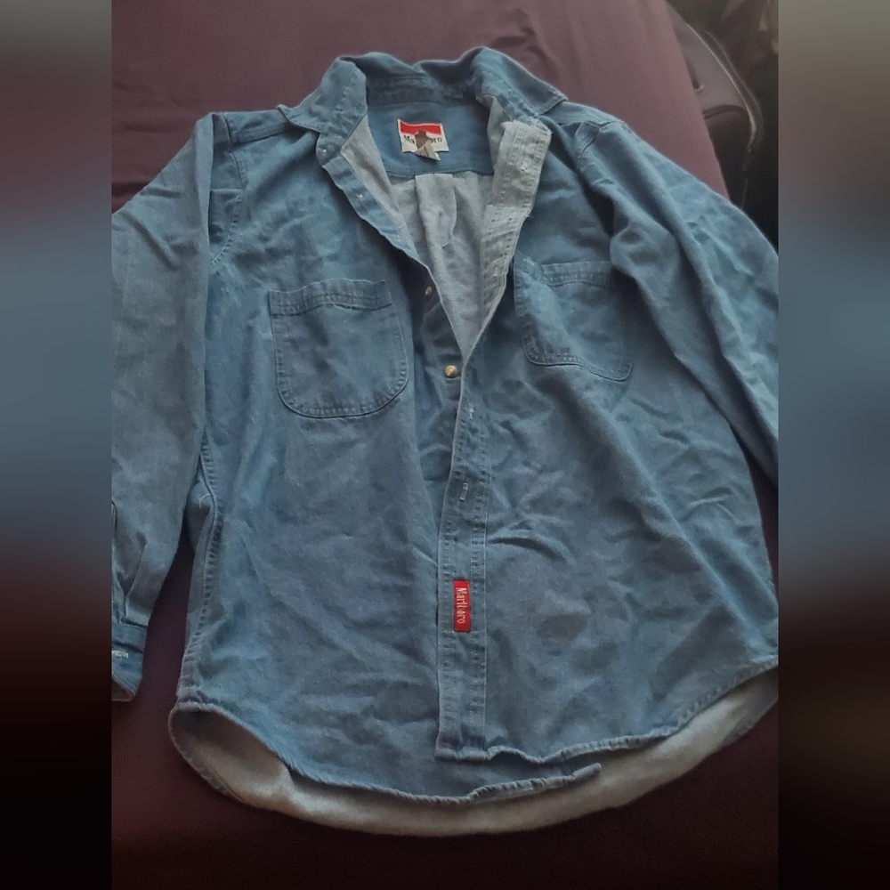 Vintage Marlboro Top